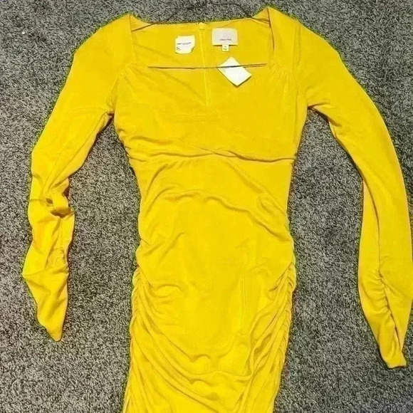 Cinq A Sept NWT Women Dress Pineapple Yellow Miah Ruched Mini Dress Size 4 - Picture 4 of 6